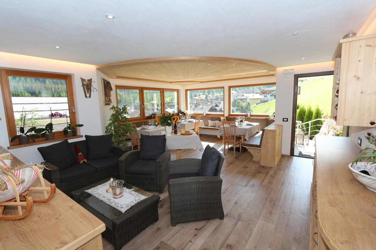 Apartament Ciasa Linda San Martino in Badia Zewnętrze zdjęcie